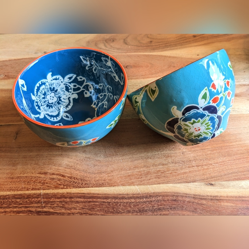 Anthropologie Matching Bowl Set